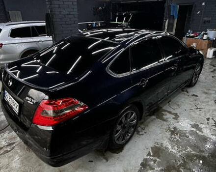 Черный Ниссан Теана, объемом двигателя 3.5 л и пробегом 215 тыс. км за 7700 $, фото 1 на Automoto.ua