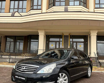 Черный Ниссан Теана, объемом двигателя 2.5 л и пробегом 265 тыс. км за 5990 $, фото 1 на Automoto.ua