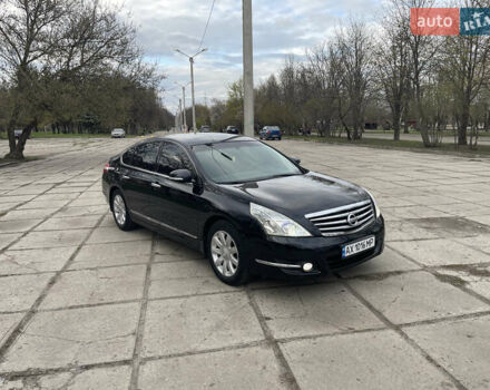 Чорний Ніссан Теана, об'ємом двигуна 3.5 л та пробігом 298 тис. км за 8200 $, фото 1 на Automoto.ua