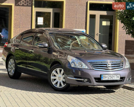 Фиолетовый Ниссан Теана, объемом двигателя 2.5 л и пробегом 175 тыс. км за 9900 $, фото 5 на Automoto.ua