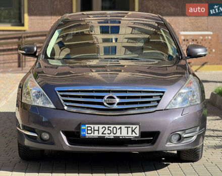 Фиолетовый Ниссан Теана, объемом двигателя 2.5 л и пробегом 175 тыс. км за 9900 $, фото 2 на Automoto.ua