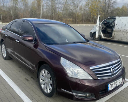 Ниссан Теана 2010 в Сумах на Automoto.ua Красный Ниссан Теана, объемом двигателя 3.5 л и пробегом 260 тыс. км за 7300 $, фото 5 на Automoto.ua