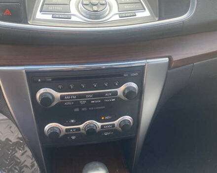 Ниссан Теана 2010 в Сумах на Automoto.ua Красный Ниссан Теана, объемом двигателя 3.5 л и пробегом 260 тыс. км за 7300 $, фото 13 на Automoto.ua