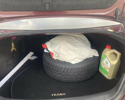 Ниссан Теана 2010 в Сумах на Automoto.ua Красный Ниссан Теана, объемом двигателя 3.5 л и пробегом 260 тыс. км за 7300 $, фото 26 на Automoto.ua