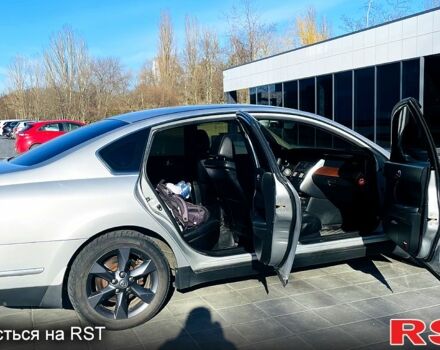 Ниссан Теана, объемом двигателя 2 л и пробегом 254 тыс. км за 5900 $, фото 5 на Automoto.ua