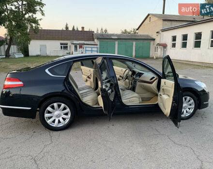 Ниссан Теана, объемом двигателя 2.5 л и пробегом 286 тыс. км за 8800 $, фото 5 на Automoto.ua
