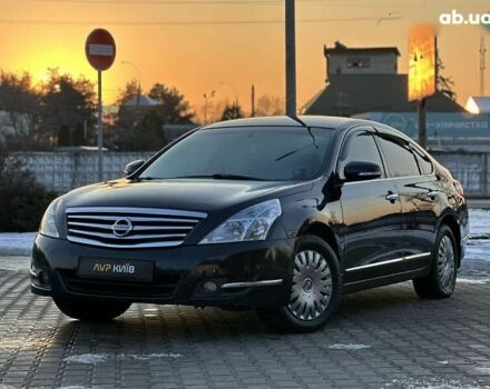 Ниссан Теана, объемом двигателя 2.5 л и пробегом 235 тыс. км за 5850 $, фото 1 на Automoto.ua