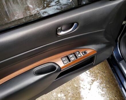 Ниссан Теана, объемом двигателя 25 л и пробегом 287 тыс. км за 7299 $, фото 10 на Automoto.ua