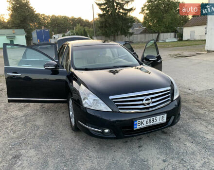Ниссан Теана, объемом двигателя 2.5 л и пробегом 286 тыс. км за 8800 $, фото 1 на Automoto.ua