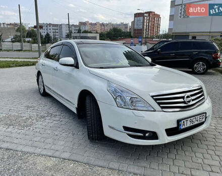 Ниссан Теана, объемом двигателя 3.5 л и пробегом 220 тыс. км за 8300 $, фото 1 на Automoto.ua