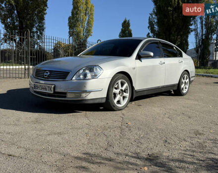 Сірий Ніссан Теана, об'ємом двигуна 3.5 л та пробігом 200 тис. км за 5500 $, фото 1 на Automoto.ua