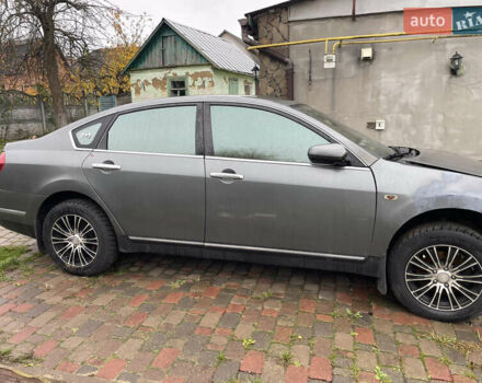 Серый Ниссан Теана, объемом двигателя 2 л и пробегом 100 тыс. км за 3500 $, фото 2 на Automoto.ua