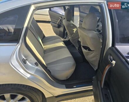 Серый Ниссан Теана, объемом двигателя 2.35 л и пробегом 363 тыс. км за 5000 $, фото 17 на Automoto.ua