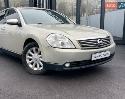 Серый Ниссан Теана, объемом двигателя 2.35 л и пробегом 301 тыс. км за 4990 $, фото 1 на Automoto.ua