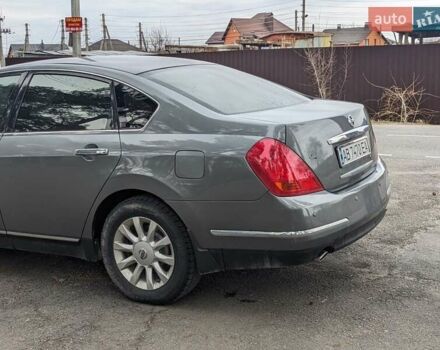Серый Ниссан Теана, объемом двигателя 2.35 л и пробегом 300 тыс. км за 5000 $, фото 10 на Automoto.ua