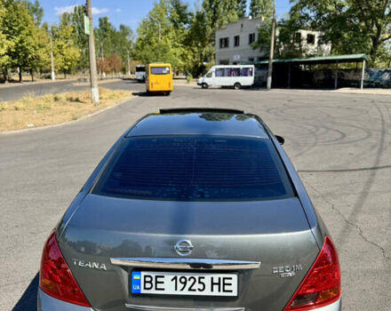Сірий Ніссан Теана, об'ємом двигуна 2.3 л та пробігом 187 тис. км за 6900 $, фото 7 на Automoto.ua