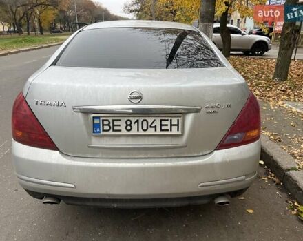 Сірий Ніссан Теана, об'ємом двигуна 2.35 л та пробігом 270 тис. км за 4800 $, фото 4 на Automoto.ua