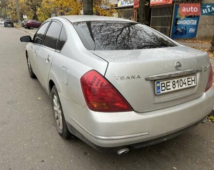 Сірий Ніссан Теана, об'ємом двигуна 2.35 л та пробігом 270 тис. км за 4800 $, фото 3 на Automoto.ua