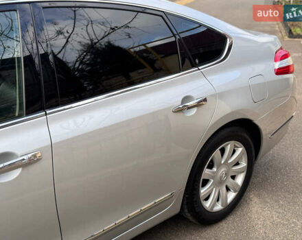 Серый Ниссан Теана, объемом двигателя 3.5 л и пробегом 144 тыс. км за 8900 $, фото 30 на Automoto.ua