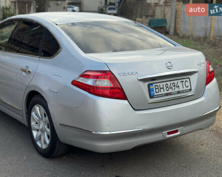 Серый Ниссан Теана, объемом двигателя 3.5 л и пробегом 144 тыс. км за 8900 $, фото 8 на Automoto.ua