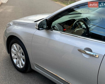 Серый Ниссан Теана, объемом двигателя 3.5 л и пробегом 144 тыс. км за 8900 $, фото 16 на Automoto.ua