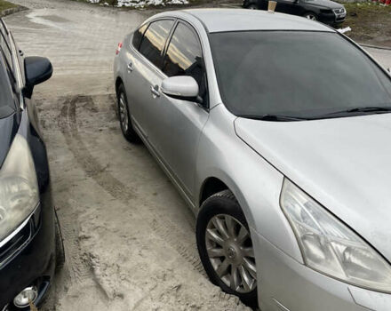 Серый Ниссан Теана, объемом двигателя 2.5 л и пробегом 280 тыс. км за 6500 $, фото 1 на Automoto.ua