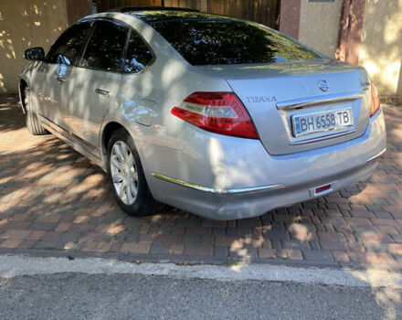 Серый Ниссан Теана, объемом двигателя 3.5 л и пробегом 3 тыс. км за 8500 $, фото 5 на Automoto.ua