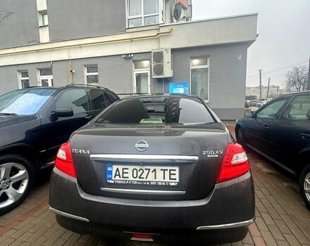 Серый Ниссан Теана, объемом двигателя 2.5 л и пробегом 178 тыс. км за 8500 $, фото 3 на Automoto.ua