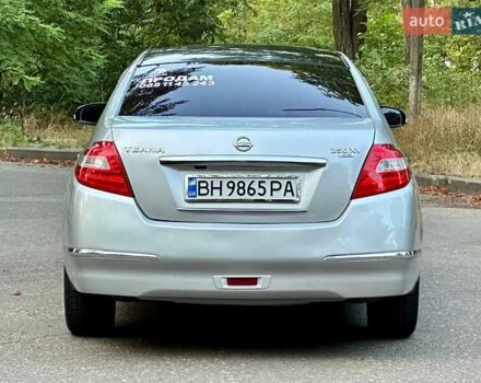 Серый Ниссан Теана, объемом двигателя 2.5 л и пробегом 307 тыс. км за 6599 $, фото 6 на Automoto.ua