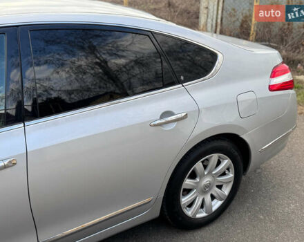 Серый Ниссан Теана, объемом двигателя 3.5 л и пробегом 144 тыс. км за 8900 $, фото 19 на Automoto.ua