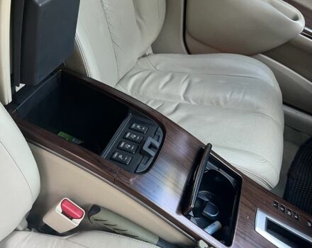 Серый Ниссан Теана, объемом двигателя 2.5 л и пробегом 233 тыс. км за 6999 $, фото 7 на Automoto.ua