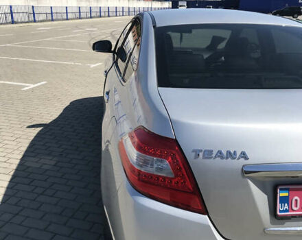 Серый Ниссан Теана, объемом двигателя 2.5 л и пробегом 206 тыс. км за 6200 $, фото 11 на Automoto.ua