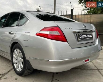 Серый Ниссан Теана, объемом двигателя 3.5 л и пробегом 224 тыс. км за 7490 $, фото 7 на Automoto.ua