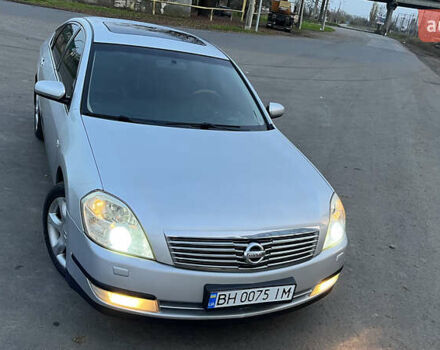 Серый Ниссан Теана, объемом двигателя 3.5 л и пробегом 350 тыс. км за 5700 $, фото 1 на Automoto.ua