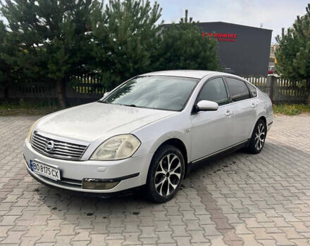Серый Ниссан Теана, объемом двигателя 2 л и пробегом 301 тыс. км за 4300 $, фото 1 на Automoto.ua