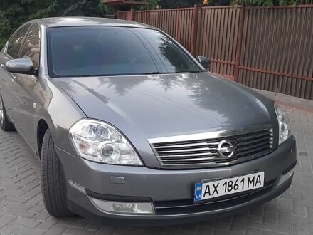 Сірий Ніссан Теана, об'ємом двигуна 3.5 л та пробігом 220 тис. км за 5500 $, фото 1 на Automoto.ua