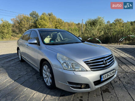 Серый Ниссан Теана, объемом двигателя 3.5 л и пробегом 225 тыс. км за 7900 $, фото 1 на Automoto.ua