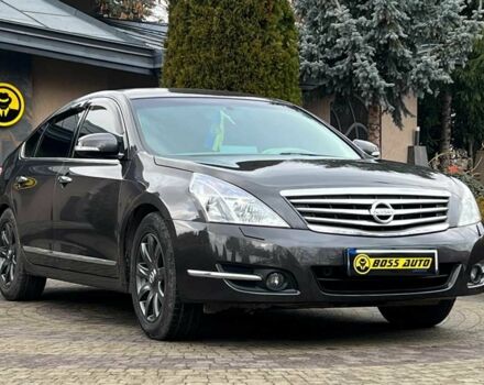 Сірий Ніссан Теана, об'ємом двигуна 2.5 л та пробігом 176 тис. км за 8200 $, фото 1 на Automoto.ua