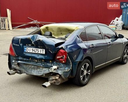 Синий Ниссан Теана, объемом двигателя 2.35 л и пробегом 280 тыс. км за 3300 $, фото 4 на Automoto.ua