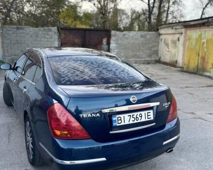 Синий Ниссан Теана, объемом двигателя 2.3 л и пробегом 250 тыс. км за 5700 $, фото 6 на Automoto.ua