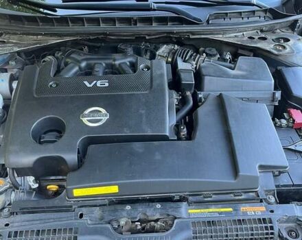 Синий Ниссан Теана, объемом двигателя 2.5 л и пробегом 107 тыс. км за 9500 $, фото 6 на Automoto.ua