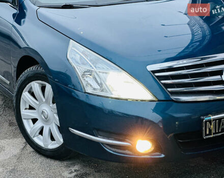 Синий Ниссан Теана, объемом двигателя 2.5 л и пробегом 128 тыс. км за 7999 $, фото 2 на Automoto.ua