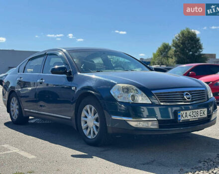 Синий Ниссан Теана, объемом двигателя 2.3 л и пробегом 228 тыс. км за 2900 $, фото 1 на Automoto.ua