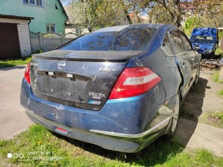 Зелений Ніссан Теана, об'ємом двигуна 2.5 л та пробігом 300 тис. км за 3000 $, фото 1 на Automoto.ua