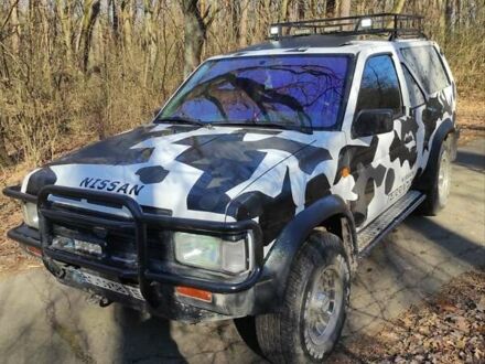 Ниссан Террано 1993 в Червонограде на Automoto.ua Белый Ниссан Террано, объемом двигателя 3 л и пробегом 200 тыс. км за 3300 $, фото 1 на Automoto.ua