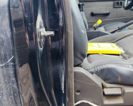 Чорний Ніссан Террано, об'ємом двигуна 2.4 л та пробігом 200 тис. км за 2600 $, фото 7 на Automoto.ua