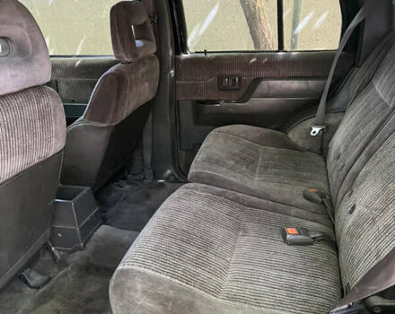 Черный Ниссан Террано, объемом двигателя 3 л и пробегом 300 тыс. км за 3700 $, фото 7 на Automoto.ua