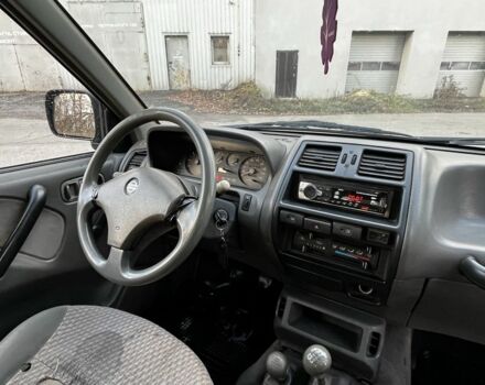 Чорний Ніссан Террано, об'ємом двигуна 2.7 л та пробігом 293 тис. км за 1600 $, фото 9 на Automoto.ua