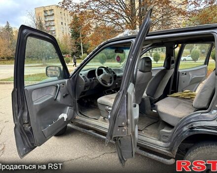 Чорний Ніссан Террано, об'ємом двигуна 2.7 л та пробігом 360 тис. км за 1350 $, фото 2 на Automoto.ua