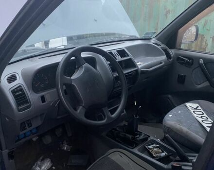 Черный Ниссан Террано, объемом двигателя 0 л и пробегом 300 тыс. км за 600 $, фото 7 на Automoto.ua